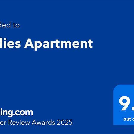 סיביו Oldies Apartment מראה חיצוני תמונה